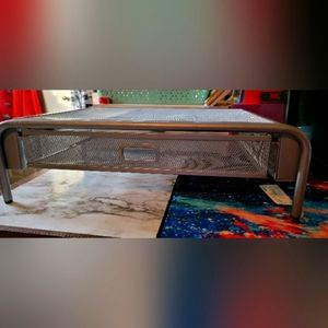 Computer moniter riser